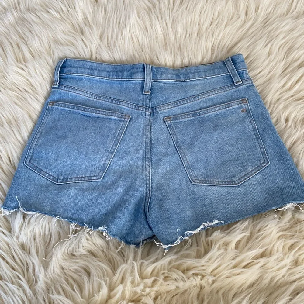 Madewell blue Jean shorts sz 28 distressed Preppy Coastal Beach Vacation Boho